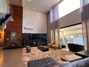 CASA A VENDA CONDOMINIO ROYAL PARK