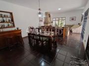 Casa à venda de 180m², com 3 quartos e 4 vagas na Vila...