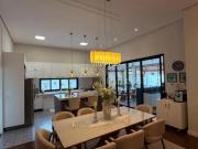 Casa à venda de 283m² | 03 dormitórios, sendo suítes e...