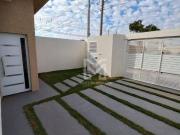 Casa à Venda de 2 dormitórios com suíte no Parque...