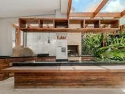 Casa á venda ou locação de 583 m²,com 4 quartos, piscina...