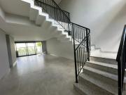 Casa a venda e para alugar 4 quartos no Swiss Park em...