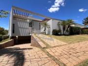 Casa à venda e para alugar em Campinas, Sítios de...