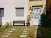 Casa à venda e para alugar em Cotia, Jardim Pioneira,...