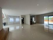 Casa à venda e para alugar em Santana de Parnaíba,...