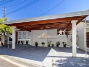 Casa à venda em Atibaia