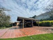 Casa à Venda em Atibaia, região privilegiada