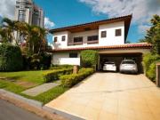 Casa à venda em Barueri, Alphaville 01, com 5 quartos,...