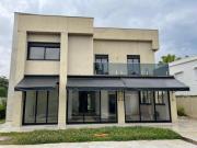 Casa à venda em Barueri, Alphaville, com 5 suítes, com... Casa à venda em Barueri, Alphaville, com 5 suítes, com...