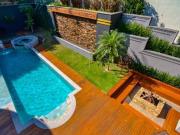 Casa à venda em Barueri, Residencial Tamboré, com 11...