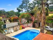 CASA A VENDA EM CAMBURI, 3 DORMITORIOS, SENDO 2 SUITES...