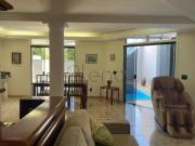 Casa à venda em Campinas, Parque Alto Taquaral, com 3...