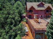 Casa à venda em Campos do Jordão