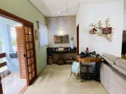 Casa à venda em Cinco com 474 m², 3 quartos, 3 suítes, 4...