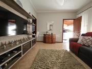 casa à venda em Colina dos Pinheiros