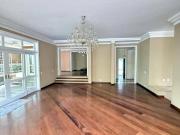 Casa a Venda em Condominio Alphaville