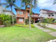 Casa a venda em condominio alto padrão com total...