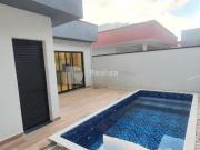 Casa à venda em condomínio clube com 3 quartos 162 m²