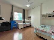 Casa à venda em condominio com 2 quartos e uma vaga...