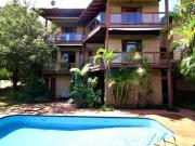 Linda casa à venda em condomínio na Aldeia da Serra com...