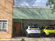 Casa a venda em Condomínio em Valinhos SP