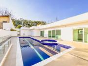 CASA A VENDA EM CONDOMÍNIO EM VINHEDO MARAMBAIA 5 VAGAS...