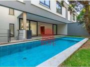 CASA A VENDA EM CONDOMINIO FECHADO, 367 M ÚTEIS, 4...