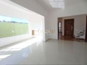 Casa à venda em condomínio fechado, 3 suítes, piscina,...