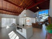 Casa à venda em Condomínio Fechado Atibaia, com 4...