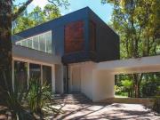 CASA À VENDA EM CONDOMÍNIO FECHADO EM GRAMADO/RS