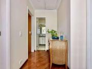 Casa à venda em condomínio na Granja Viana com 3...