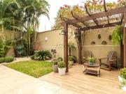 Casa à venda em condomínio no Vista Alegre ARYA1