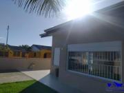CASA A 1 QUADRA PRAIA DO COROADOS