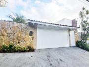 Casa à venda em Cotia, Granja Viana, com 2 quartos, com...