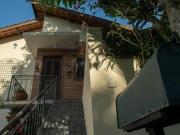 Casa à venda em Cotia, Roselandia, com 3 quartos, com...