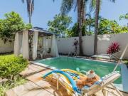 Casa à venda em Cristal com 180 m², 4 quartos, 1 suíte,...