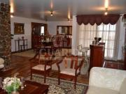 Casa à venda em Cristal com 480 m², 3 quartos, 2 suítes,...