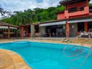 Casa à venda em Ilhabela, com 600 m² de área construída,...