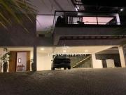 Casa à venda em Ilhabela com vista