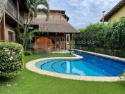 CASA À VENDA COM 6 SUÍTES  LAREIRA  ÁREA GOURMET COM...