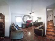 Casa à venda em Itaguá