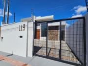 Casa à venda em Londrina, Aeroporto, com 3 quartos, com...