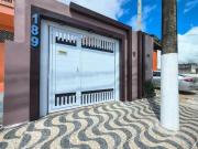 Casa à venda em Mongaguá SP Nova com lazer completo!