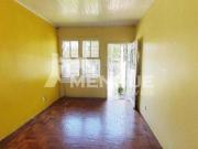 Casa á venda em Porto Alegre no bairro Sarando com 3...