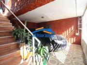 Casa a Venda em Quitaúna com 3 quartos