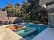 Casa à venda em Riviera de São Lourenço