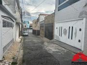 Casa a venda em rua sem saída na Vila Matias/Formosa com...