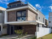 Casa à venda em Santa Cândida