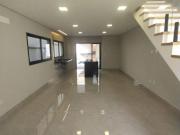 Casa à venda em Santana de Parnaíba, Alphaville, com 3...