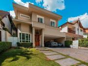 Casa à venda em Santana de Parnaíba, Alphaville, com 3...